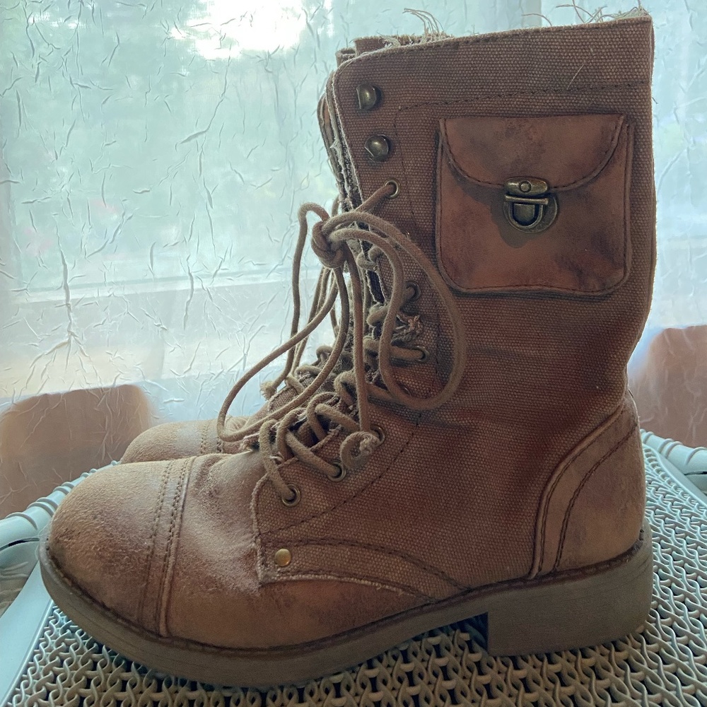 Roxy Combat Boots